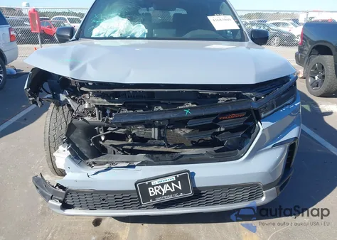 2024 Honda Pilot Trailsport из США, поврежденный, VIN 5FNYG1H68RB037633